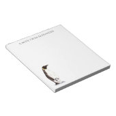 Niedlicher Kaiserpinguin mit personalisiertem Baby Notizblock (angewinkelt)