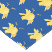 Niedlicher Kanarienvogel-Cartoon Kurzer Tischläufer (Ecke)