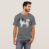 Niedlicher Karikaturenhund mit schwarzem und weiße T-Shirt (Vorne ganz)