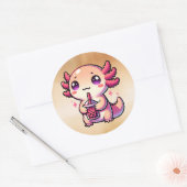 Niedlicher Kawaii Axolotl mit Bubble Tee Runder Aufkleber (Umschlag)