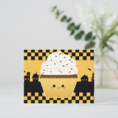 Niedlicher Kawaii Halloween-Kuchen Postkarte (Stehend Vorderseite)