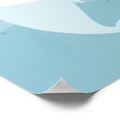 Niedlicher Kawaii Narwhal, der in sanften, blauen  Poster (Ecke)