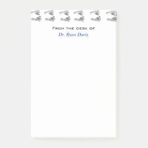 Niedlicher Kinderarzt Baby Foot Prints. Post-it Klebezettel