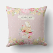 niedlicher Kindergarten verzaubert in Monogramm Kissen (Rückseite)