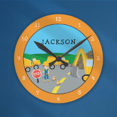 Niedlicher Kleinbauwagen Mit Monogramm Runde Wanduhr