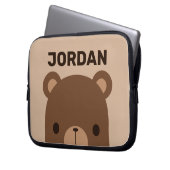 Niedlicher kleiner brauner Bär mit Personalisierte Laptopschutzhülle (Vorderseite Links)