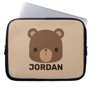 Niedlicher kleiner brauner Bär mit Personalisierte Laptopschutzhülle