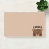 Niedlicher kleiner brauner Bär mit Personalisierte Post-it Klebezettel (Büro)