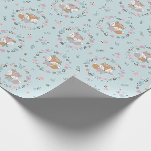 Niedlicher Kleiner Fall Fox mit Blume in sanften F Geschenkpapier (Ecke)