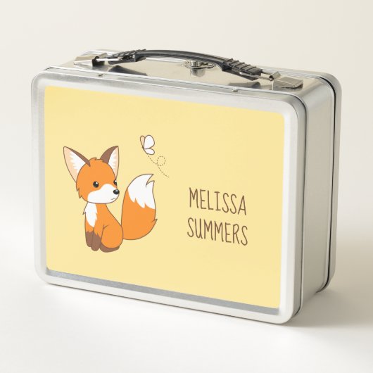 Niedlicher kleiner Fuchs sieht Schmetterling auf G Metall Brotdose (Rückseite)