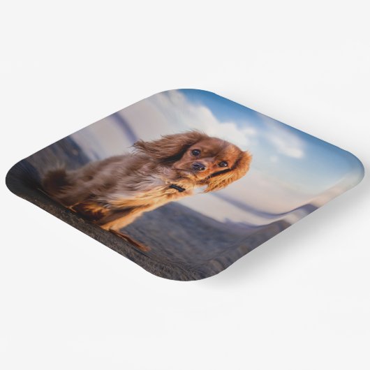 Niedlicher kleiner Hund Pappteller (Gewinkelt)