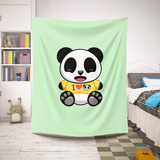 Niedlicher kleiner Panda in gelbem T - Shirt auf G Sherpadecke