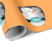 Niedlicher kleiner Penguin Geschenkpapier (Rolleneckpunkt)