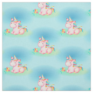 Niedlicher kleiner Sitzen-RosaUnicorn Stoff