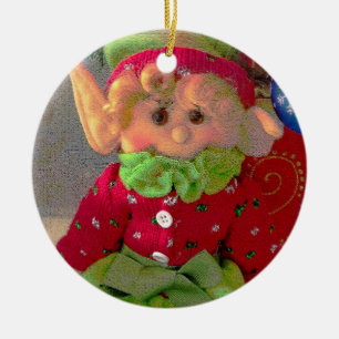 Niedlicher kleiner Weihnachtsmädchenelf Keramik Ornament