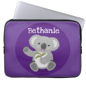 Niedlicher Koala-Bär mit Blätter Cartoon-Abbildung Laptopschutzhülle (Vorderseite)