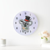 Niedlicher Koala in einem schwarzen Top Hat Große Wanduhr (Zuhause)