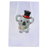 Niedlicher Koala in einem schwarzen Top Hat Mittlere Geschenktüte (Rückseite)