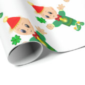 Niedlicher Kobold mit Klee Geschenkpapier (Rolleneckpunkt)