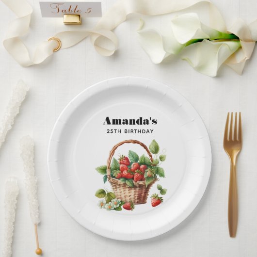 Niedlicher Korb voller Erdbeeren Geburtstag Pappteller (Hochzeit)
