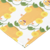 Niedlicher Kürbiskürbis Cartoon Tischdecke (Schrägansicht)