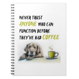 Niedlicher Labrador-Kaffeesüchtiger Notizblock