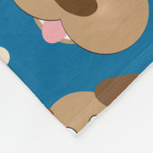 Niedlicher lächelnder Hund mit den großen Ohren Fleecedecke (Ecke)