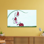 Niedlicher Ladybug, der seine Liebe zeichnet Leinwanddruck (Insitu (Wohnzimmer))