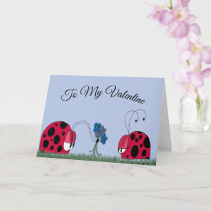 Niedlicher Ladybug gibt seinem Valentiner wundersc Karte