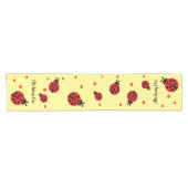 Niedlicher Ladybug mit Herzen Kurzer Tischläufer (Horizontal)