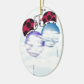 Niedlicher Ladybug und farbenfrohe Balloons Cartoo Keramikornament (Links)