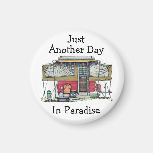 Niedlicher Lagerbewohner-Reise-Anhänger RV Magnet