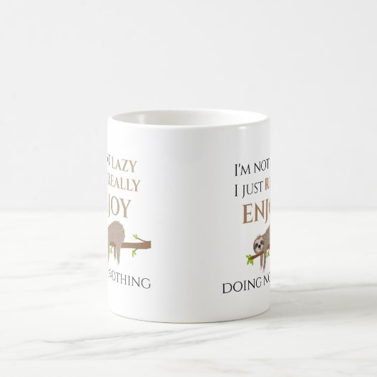 Niedlicher Lazy Sloth, der auf Baumwoll-Funny-Text Kaffeetasse (Mittel)