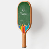 Niedlicher Lehrer - Farbige Stifte auf der Tafel Pickleball Schläger (Links)