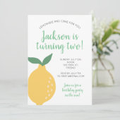 Niedlicher Lemon 2. Geburtstag Einladung (Stehend Vorderseite)