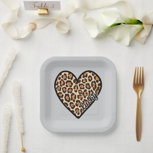 Niedlicher Leopard Herzschlag Valentinstag Pappteller (Hochzeit)
