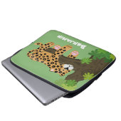 Niedlicher Leopardenschlaf in Cartoon-Abbildung Laptopschutzhülle (Vorne Knopf)