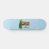 Niedlicher Leopardenschlaf in Cartoon-Abbildung Skateboard (Horizontal)