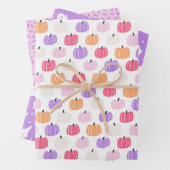 Niedlicher lila Kürbis und Gespenst Halloween Geschenkpapier Set (Beispiel)
