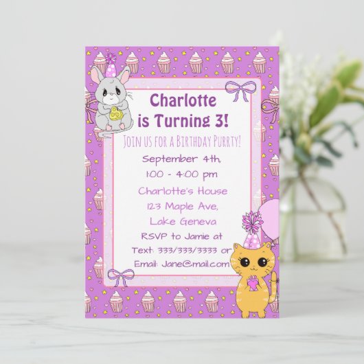 Niedlicher Llama, Kitten und Maus Lila zum Geburts Einladung (Stehend Vorderseite)