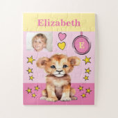 Niedlicher Löwe Foto Name Rosa Gelbe Kinder Puzzle (Vertikal)