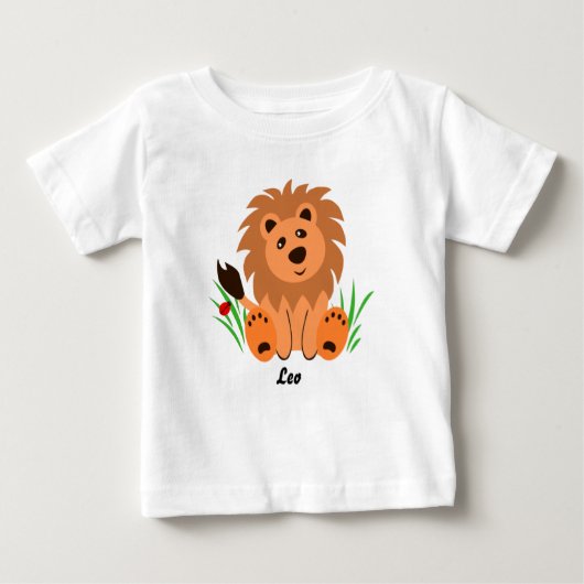 Niedlicher Löwe im Gras mit Ladybug-Baby-T - Shirt (Vorderseite)