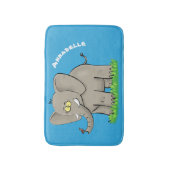 Niedlicher, lustiger Elefant mit Vogel auf Cartoon Badematte (Vorderseite Vertikal)