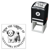 Niedlicher Maltipoo Dog Stehender Bibliotheksname Permastempel (Beispiel)