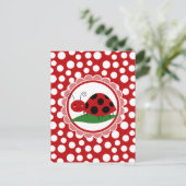 Niedlicher Marienkäfer auf einem Blatt - Postkarte (Stehend Vorderseite)
