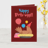 Niedlicher Maroon Funny Chicken und Cake Spaß Gebu Karte (Gelbe Blume)