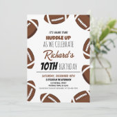 Niedlicher moderner Kindergeburtstag für Fußball Einladung (Stehend Vorderseite)