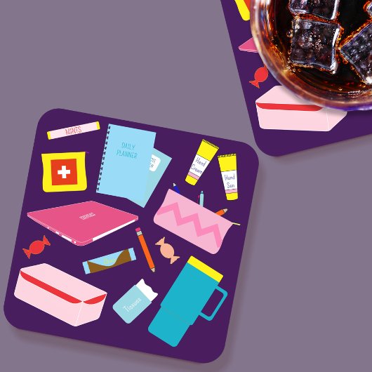 Niedlicher moderner Lehrer muss Untersetzer versor