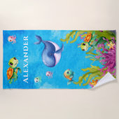 Niedlicher Monogramm Name Küstenschildkrötenwal Strandtuch (Vorderseite)