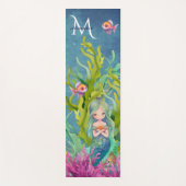 Niedlicher Monogramm Name Mermaid Yogamatte (Vorderseite)